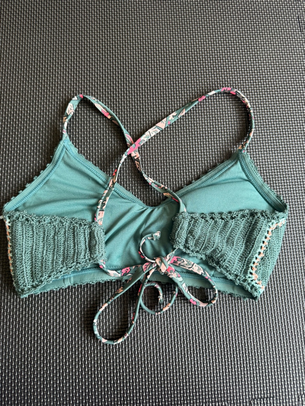 Xhilaration Green Crocheted Bikini Top with Pink Trim - Picture 2 of 2